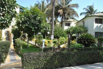 Paradise Suites Hotel 克罗里 外观 照片